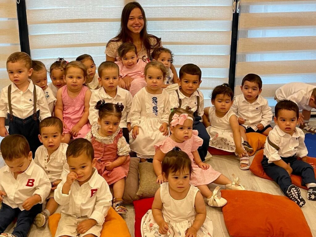 22 маленьких ребенка и штат прислуги в Грузии: как живет москвичка Кристина Озтюрк после ареста мужа- миллионера