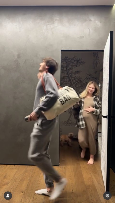 Отправились в больницу пританцовывая: Александра Трусова родила первенца