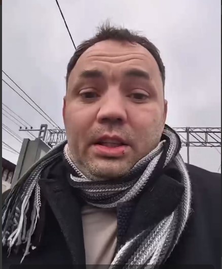 Обвинения в магазинной краже, суды с Устиненко и работа ведущего: как живет освободившийся из тюрьмы Александр Гобозов