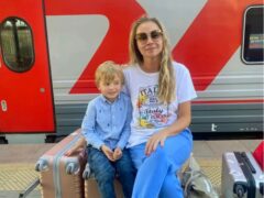Впереди суды и вмешательство опеки: Мария Миронова развелась с молодым мужем и прячет от него сына